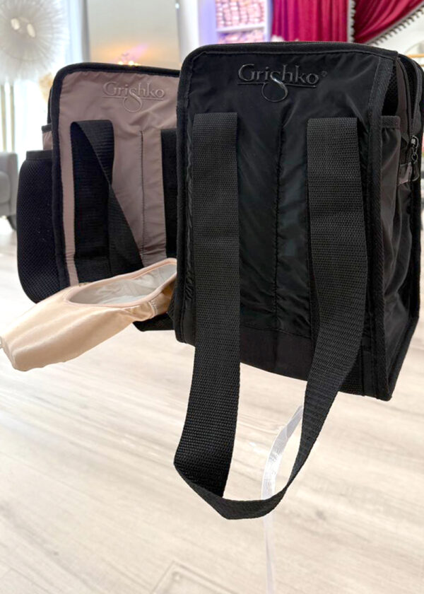 BOLSA PARA ZAPATOS DE PUNTA CON 4 RANURAS, UNA CREMALLERA Y UN BOLSILLO